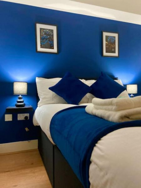 Broad Street -Central-Couples-1 Bedroom Apartment